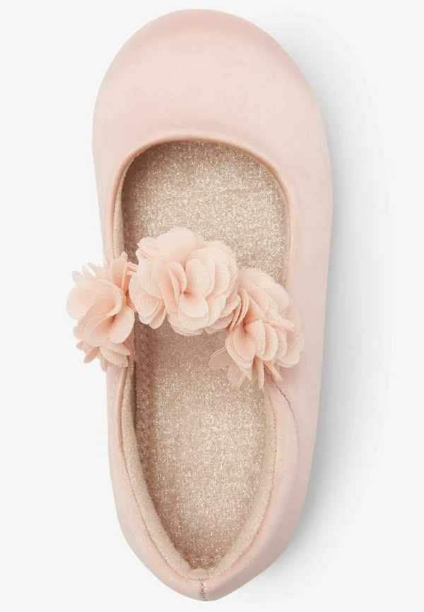 Next Bridesmaid Collection Corsage – Chaussures Premiers Pas – Pink Stain Resistant Satin 4