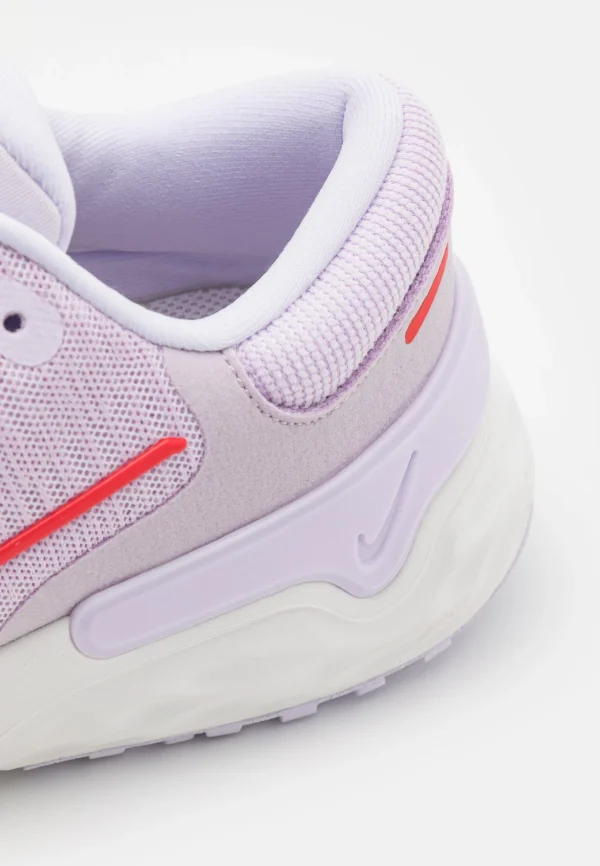 Nike Performance Renew Run 4 – Chaussures De Running Neutres – Barely Grape/Light Crimson/Doll/Summit White/White 7