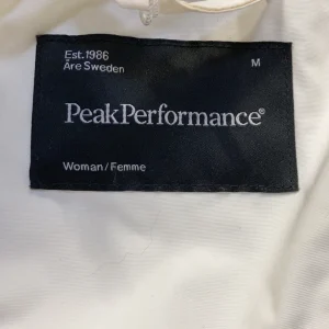 Peak Performance Ski Jacket Black WMN-INT-M Women 10