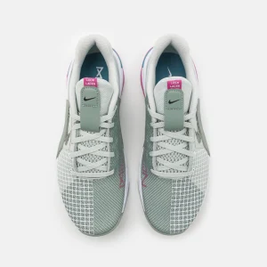 Nike Performance Metcon 8 – Chaussures Fitness – Lt Silver/Black/Mica Green/Cosmic Fuchsia/White/Noise Aqua 14